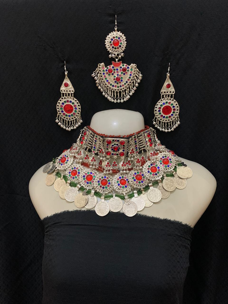 Shahi Lal Kuchi Set